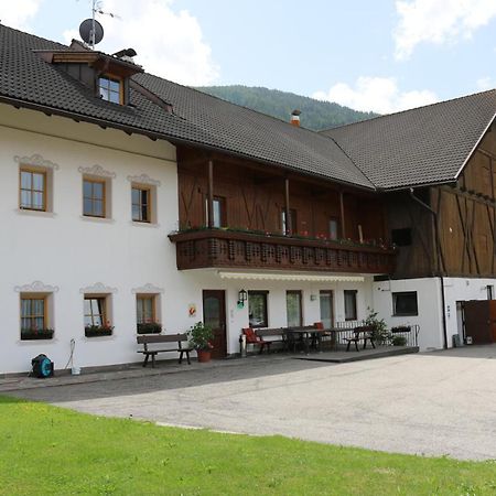 ホテル Lindnerhof Urlaub Am Bauernhof サン・ロレンツォ・ディ・セバート エクステリア 写真